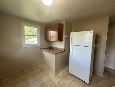 489 11th St NE, Linton, IN 47441 - photo 5