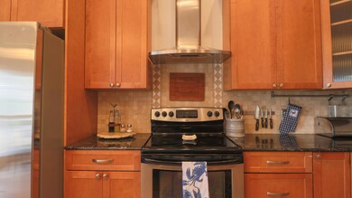 412 Cove Dr-104