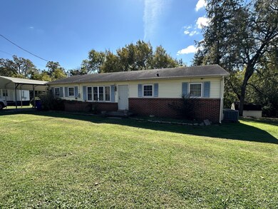 105 Kayden St, Shelbyville, TN 37160 - photo 5