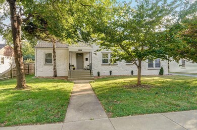 1-web-or-mls-1018 E Stanford St-2