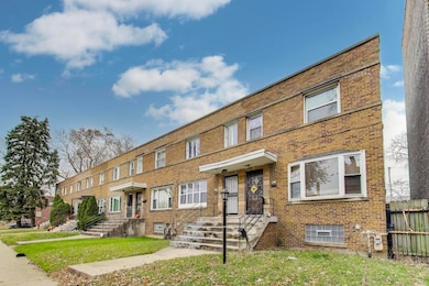 8613 S Ingleside Ave, Chicago, IL 60619 - photo 3