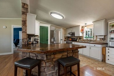 1768 S Lee Dr, Kanab, UT 84741 - photo 2