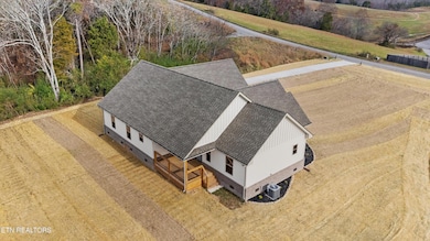 205 Duval St, Niota, TN 37826 - photo 3