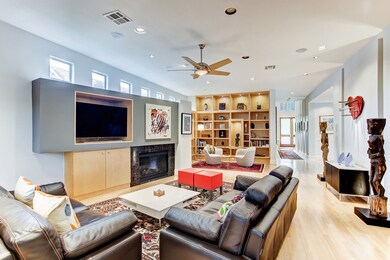 839 Arlington St, Houston, TX 77007 - photo 3