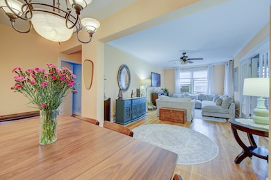 Greenbriar unit 606, Forest Hills, NY 11375 - photo 3