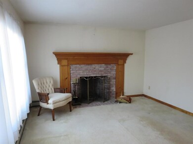 811 W Yarmouth Rd, Yarmouth Port, MA 02675 - photo 6