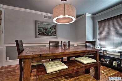 DINING AREA W / PLENTY OF ROOM FOR 6+