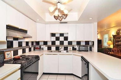 995 9th Ave S, Naples, FL 34102 - photo 4