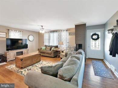 17107 Miner Ave, Williamsport, MD 21795 - photo 6