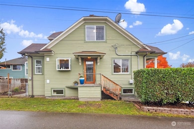 1713 20th St, Everett, WA 98201 - photo 3