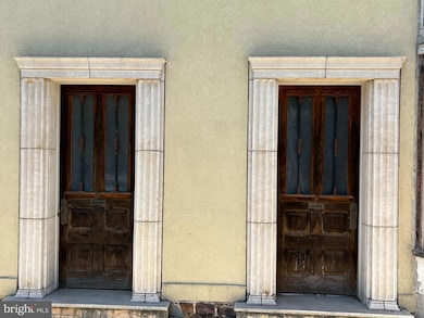 17 S Union St, Lambertville, NJ 08530 - photo 3