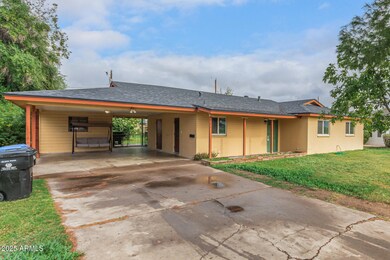 742 E Sierra Vista Dr, Phoenix, AZ 85014 - photo 4