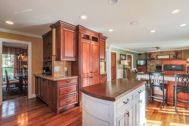 770 Alexandria Dr, Naperville, IL 60565 - photo 7