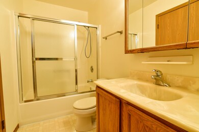 11415 W Edgewood Rd, Beach Park, IL 60087 - photo 5