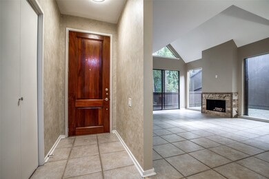 262 Litchfield Ln, Houston, TX 77024 - photo 3