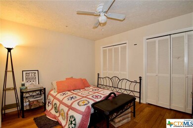 1008 Columbia St unit B, San Marcos, TX 78666 - photo 7