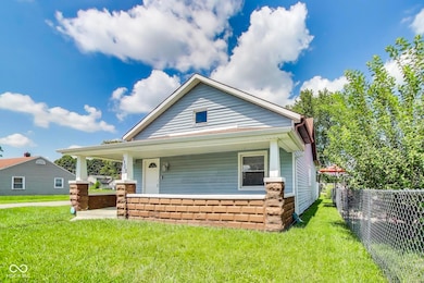 view of front of house with covered porch