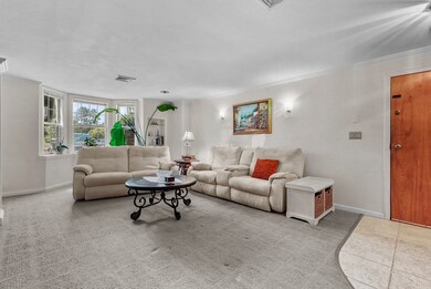 204 Carriage Ln 59 Linden unit 204, Taunton, MA 02780 - photo 7