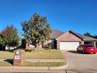 2705 Lancaster Ct, Edmond, OK 73012 - photo 2