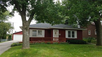 610 E 15th St S, Newton, IA 50208 - photo 3