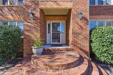 1130 Kingsbury Dr, Chesapeake, VA 23322 - photo 4