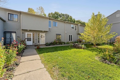 357 Locust Hill Rd, Shelburne, VT 05482 - photo 2