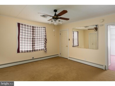 932 Hunt Blvd, Atco, NJ 08004 - photo 6