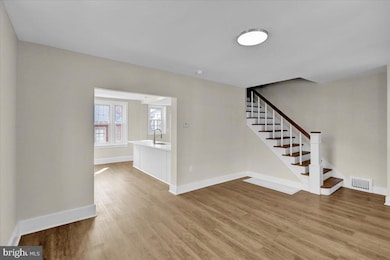 401 S 5th Ave, Reading, PA 19611 - photo 4