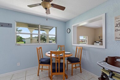 Eat-In Kitchen