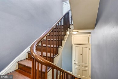 216 W Monument St unit 2, Baltimore, MD 21201 - photo 3