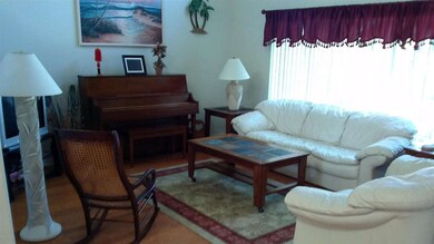 family room ackerman