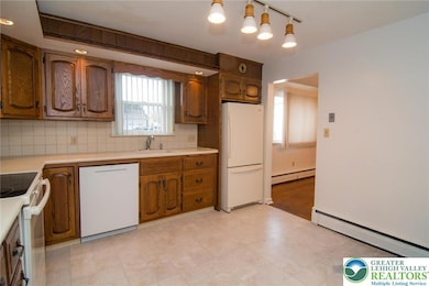 1523 N 27th St, Allentown, PA 18104 - photo 6