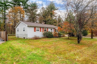 331 Grand Valley Rd, Springfield, MA 01128 - photo 2