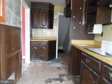 3741 Bonview Ave, Baltimore, MD 21213 - photo 7