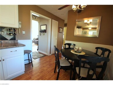 Dining area with wainscoating