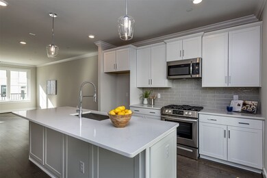 1611 Draper View Loop unit 103, Raleigh, NC 27608 - photo 6