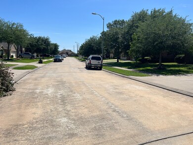 127 Long Canyon Ln, Richmond, TX 77469 - photo 2