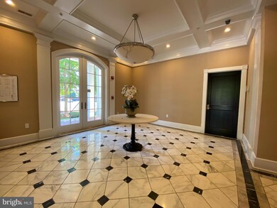 900 N Washington St unit 102E, Alexandria, VA 22314 - photo 2