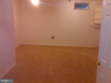 12407 Sky Blue Dr, Germantown, MD 20874 - photo 6