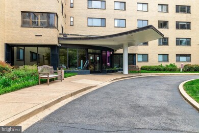 Wilshire Park Condominium unit 306, Washington, DC 20008 - photo 2