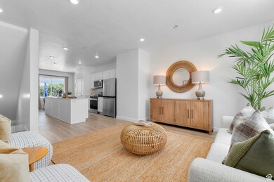 346 E 1275 N unit 127, Ogden, UT 84404 - photo 6