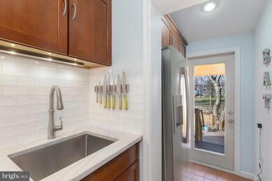 2164 N Brandywine St, Arlington, VA 22207 - photo 6