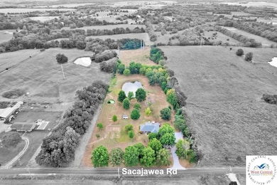 21528 Sacajawea Rd, Sedalia, MO 65301 - photo 3