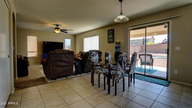 5 - Dining & Family Room