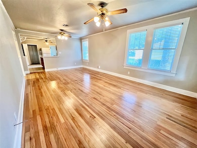 310 Newman Rd, La Marque, TX 77568 - photo 4