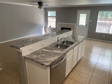 75 N Walden Elms Cir, Spring, TX 77382 - photo 5