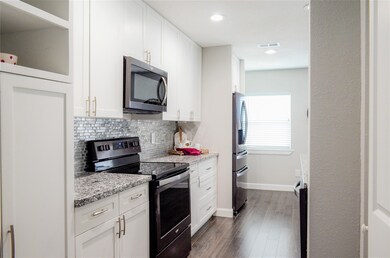 14528 Misty Meadow Ln, Houston, TX 77079 - photo 4