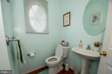 7712 Kirklee Ct, Laurel, MD 20707 - photo 7