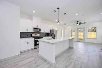 926 Granville Dr, Houston, TX 77091 - photo 3