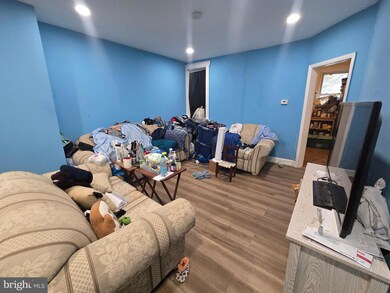 1135 Thomas St, Chester, PA 19013 - photo 4